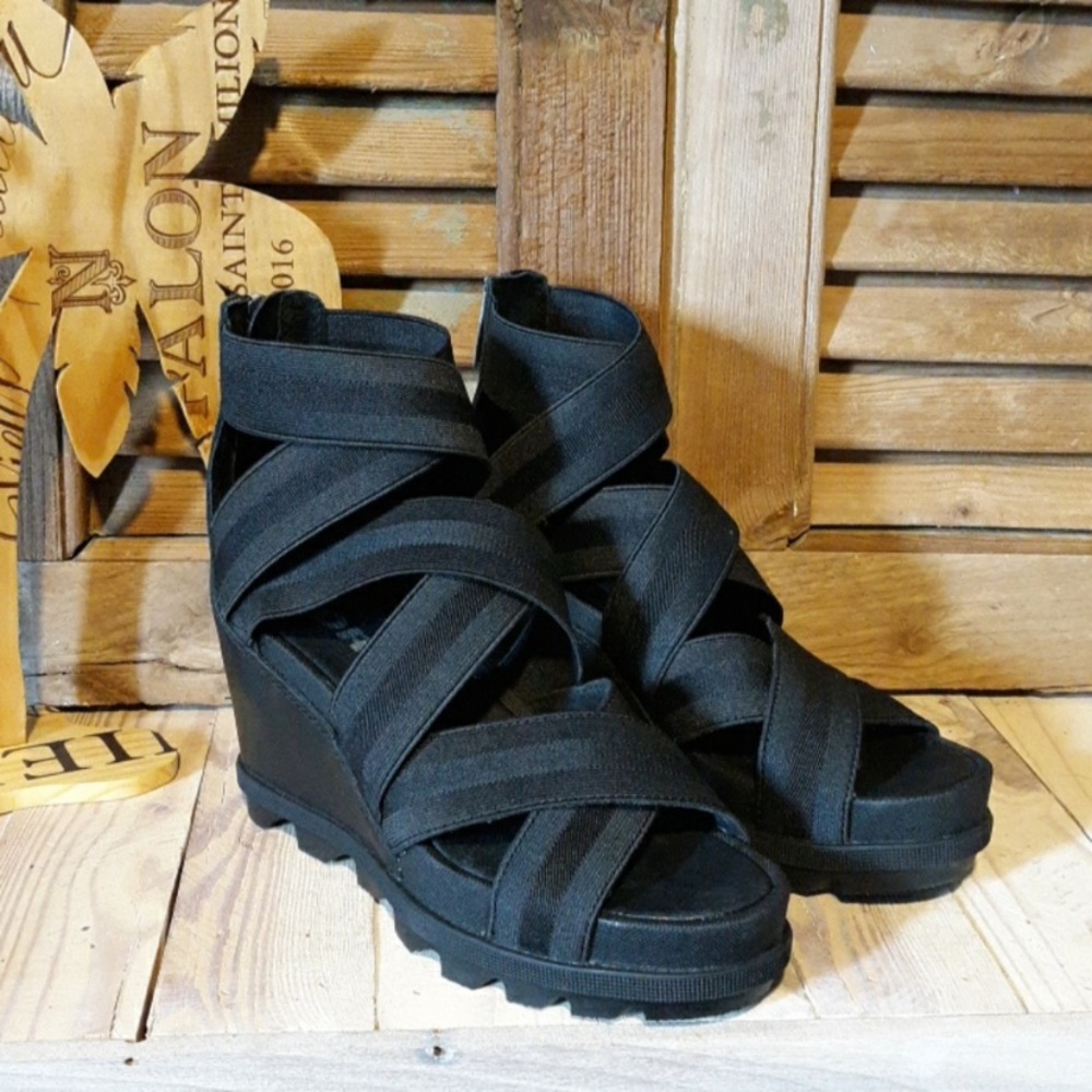 SOREL Joanie II Strap Black Wedge Sandals